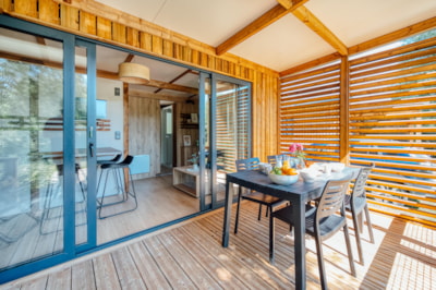 Premium Chalet Maine 1 bedroom - TV - NEW 2026, PRIVATE PONTOON  !