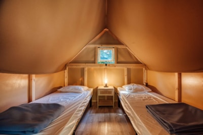 BUnusual Tent Nature Cyclo 1 bedroom - without toilet blocks - without kitchen