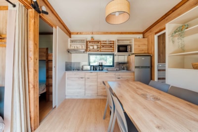 Premium Chalet Maine 2 bedrooms - TV - Dishwasher - NEW 2025, PRIVATE PONTOON  !