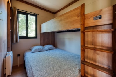 Premium Chalet Maine 2 bedrooms - TV - Dishwasher - NEW 2025, PRIVATE PONTOON  !