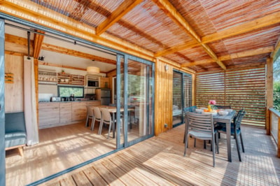 Premium Chalet Maine 2 bedrooms - TV - Dishwasher - NEW 2025, PRIVATE PONTOON  !
