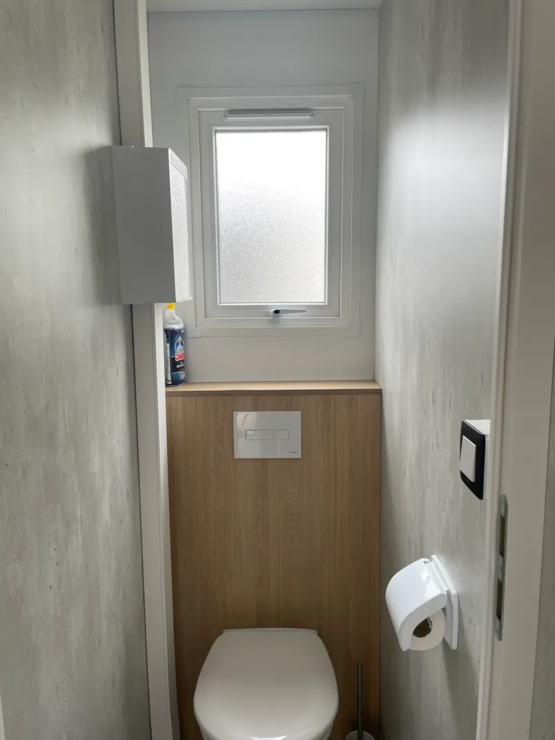 Mobilhome Grand Large  2 Chambres  + 1 Couchage Additionnel Dans  Salon Sur Banquette. 4/5 Personnes