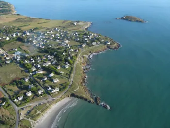AIROTEL Camping LE RAGUENES PLAGE - Ucamping