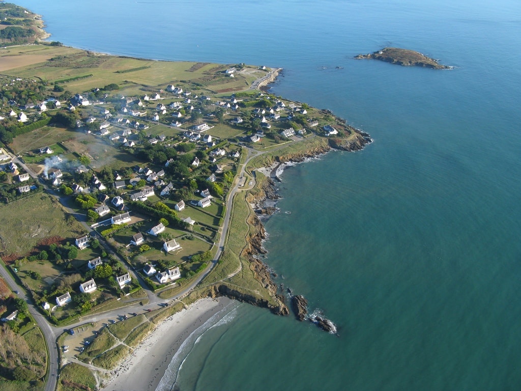 AIROTEL Camping LE RAGUENES PLAGE — Photo 1