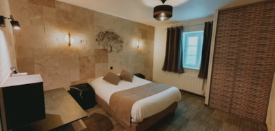 Standard twin bedroom