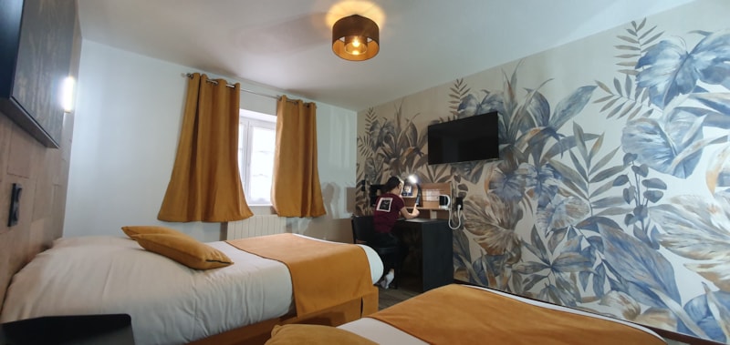 Dreibettzimmer