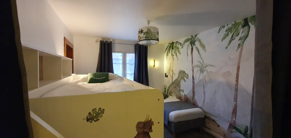 Kamer - Dino-Suite - Hôtel & Camper Le Moulin de la Brevette  