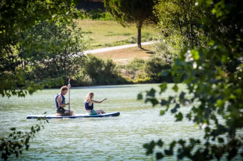 Pitch - Camping Package (Pitch, 2 People, 1 Vehicle) - image n°2 - Camping Onlycamp du Lac de Roybon