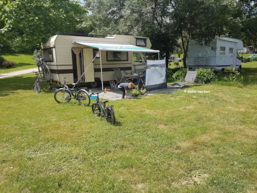 Pitch - Camping Package (Pitch, 2 People, 1 Vehicle) - image n°4 - Camping Onlycamp du Lac de Roybon