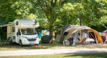 Camping Onlycamp du Lac de Roybon - MyCamping