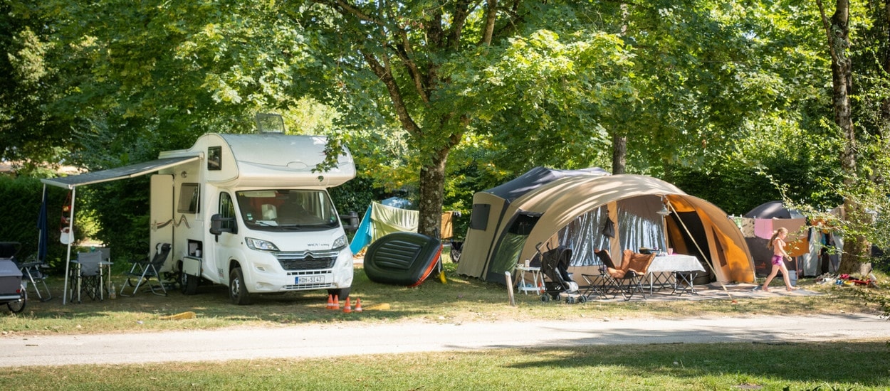 Camping Onlycamp De La Montagne De Reims — Photo 2