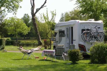 Pitch - Hard Standing Pitch For Motorhome With Electricity - Airotel Camping Etang des Haizes