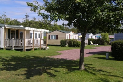 MOBILE-HOME with TV - 2 bedrooms — 1