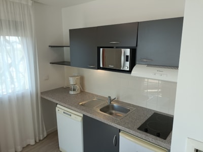 Superior Studio with Double Bed & Terrace — 4