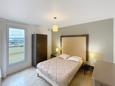 Superior 2-Bedroom Apartment with Terrace — 6