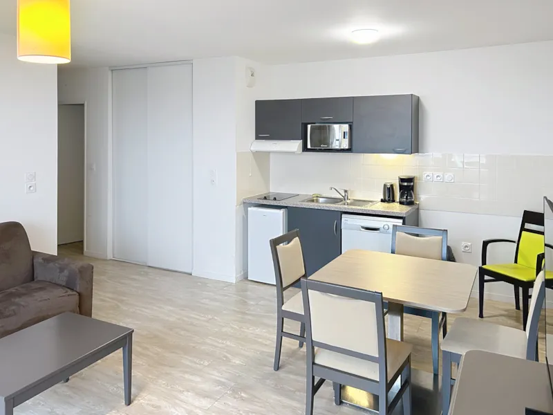 Appartement 2 Pièces Supérieur Avec Terrasse