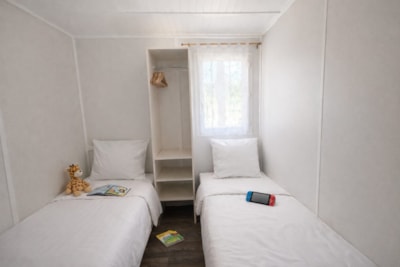 Air-conditioned 2-bedroom cottage