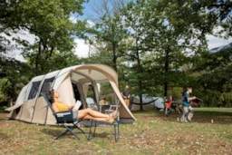 Huuraccommodatie(s) - Tentpakket 100% Compleet 6 Personen - Camping Chantecler