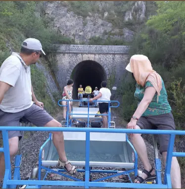 Camping Des Deux Séquoias