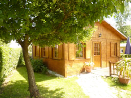 Huuraccommodatie(s) - Houten Chalet N°25 - Camping Les Pommiers des 3 Pays