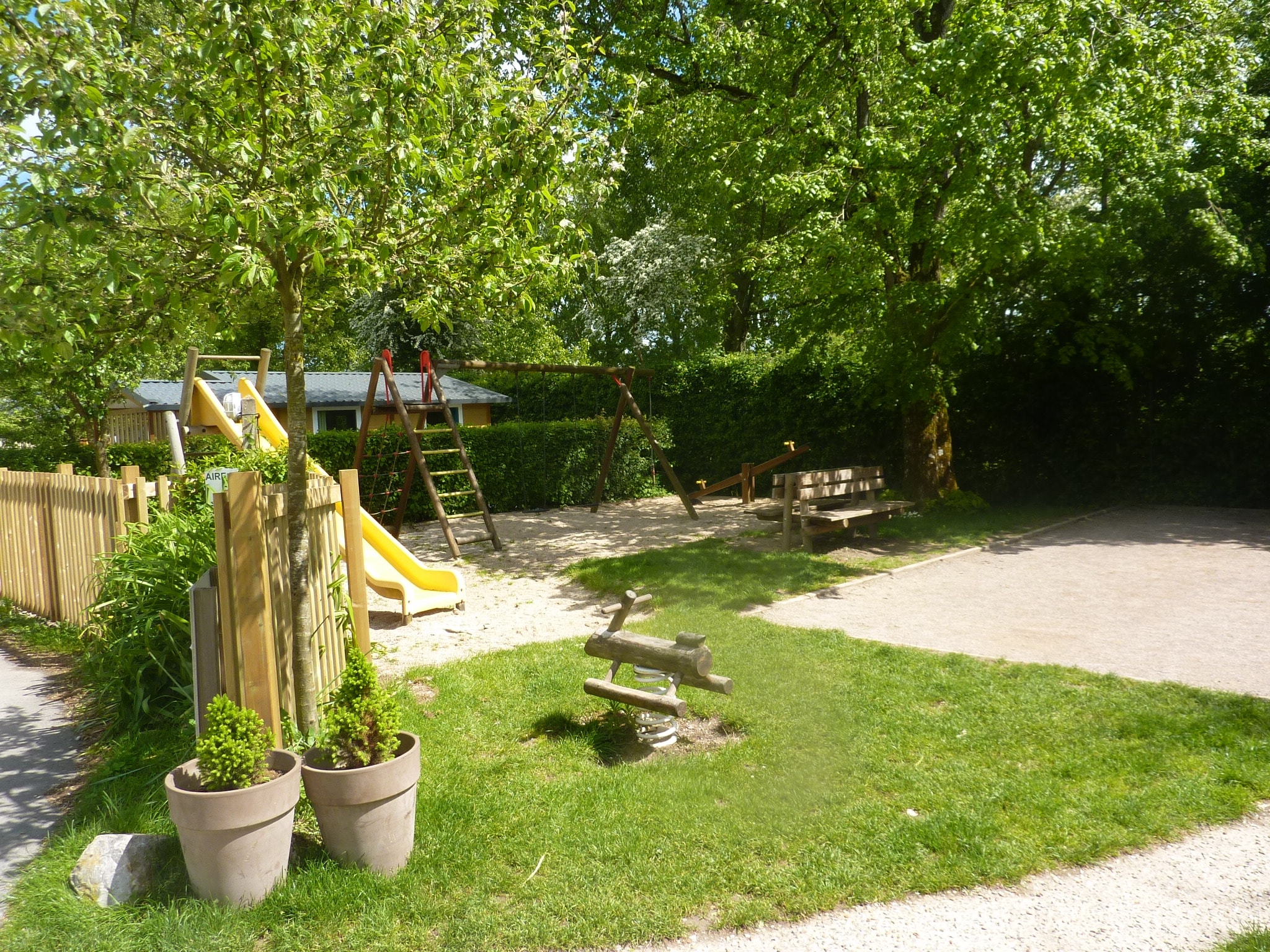 Camping Les Pommiers des 3 Pays — Photo 10