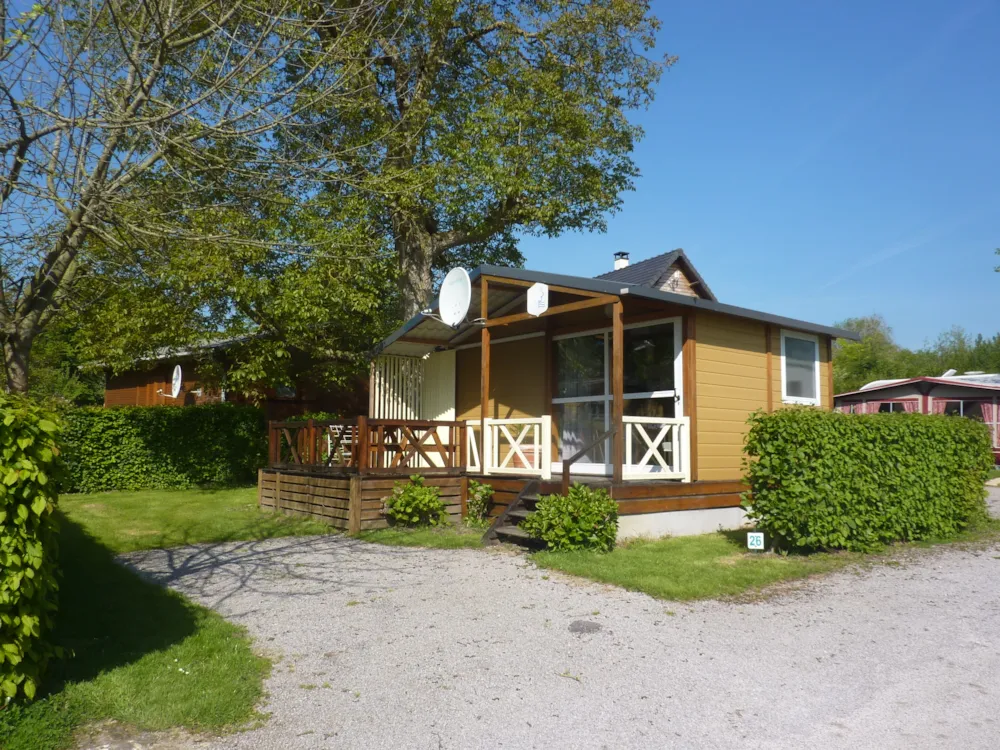 Location - Chalet 'Tonga' (N°26) 2 Personnes - Camping Les Pommiers des 3 Pays