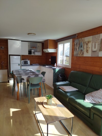 Wooden chalet (n° 24)