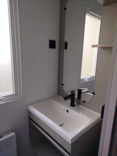 Mobile home (N° 43) NEW 2026  (no pets)