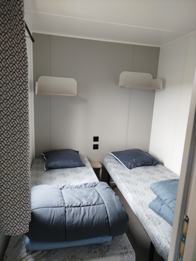Mobile home (N° 43) NEW 2026  (no pets)