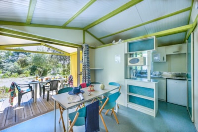 Standard chalet - 25 m² (2 bedrooms- air conditioning - TV) - sheltered terrace