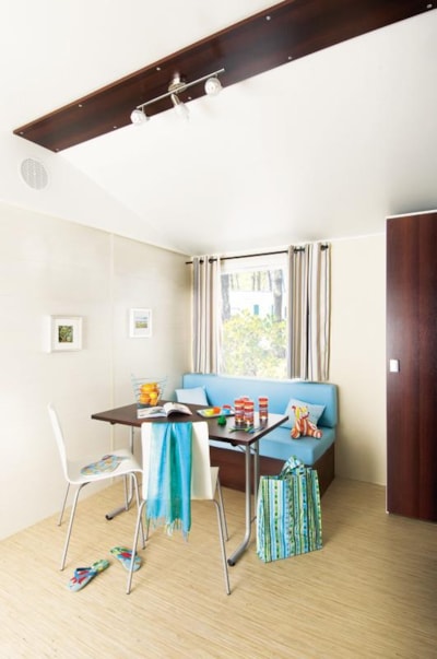 Mobile-home Standard  26m² (2 bedrooms - air conditioning - TV) sheltered terrace