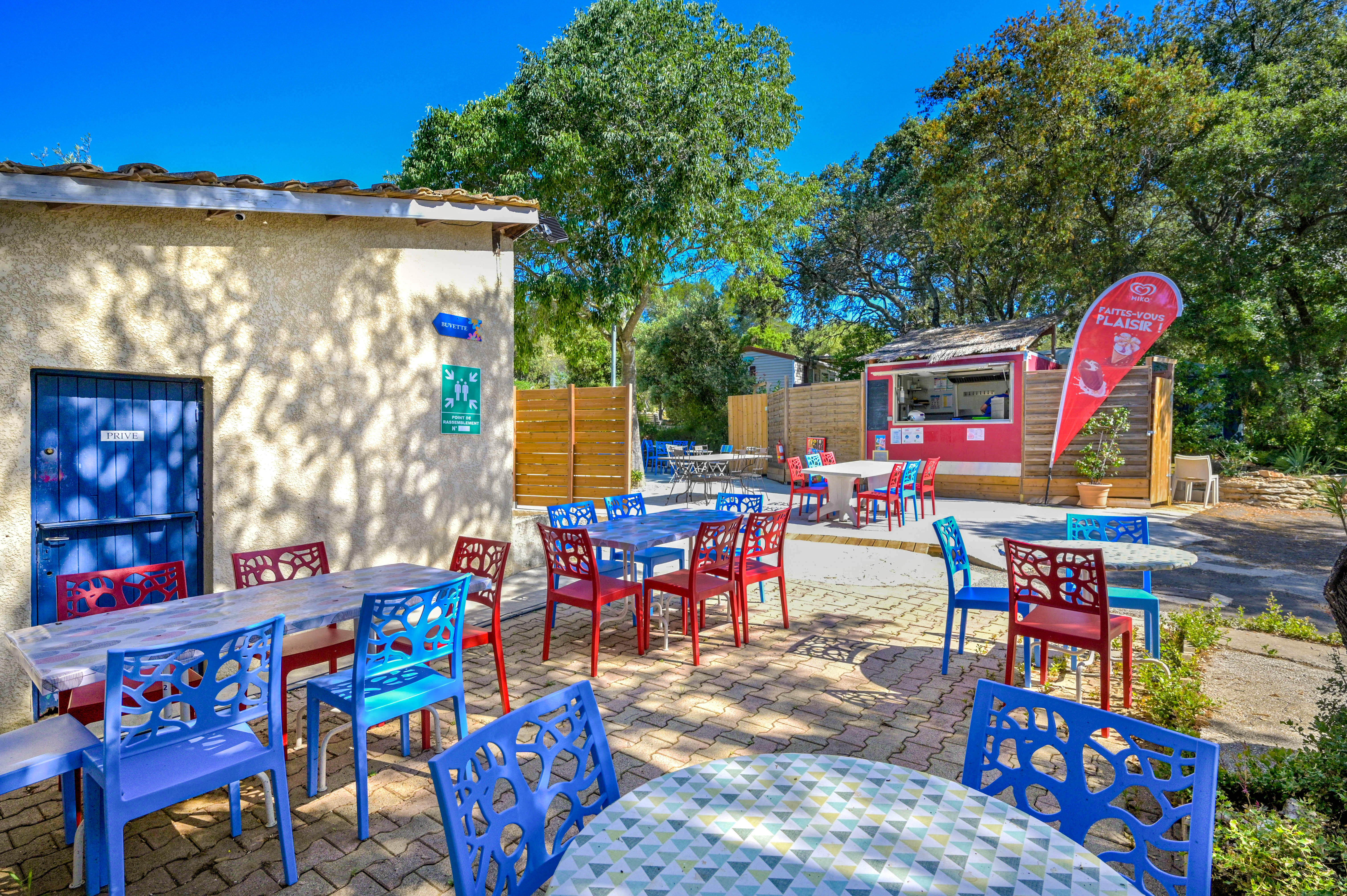 Flower Camping le FONDESPIERRE - Occitania - Imagen n°3 Flower Camping le FONDESPIERRE - Occitania - Imagen n°3