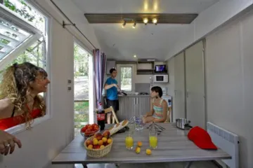 Accommodation - Mobile-Home Duo Confort 16 M² - 1 Bedroom - Capfun Camping LA CHATAIGNERAIE de Sarlat