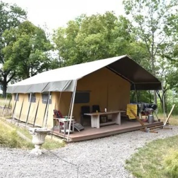 Sanders Glamping — Photo 1