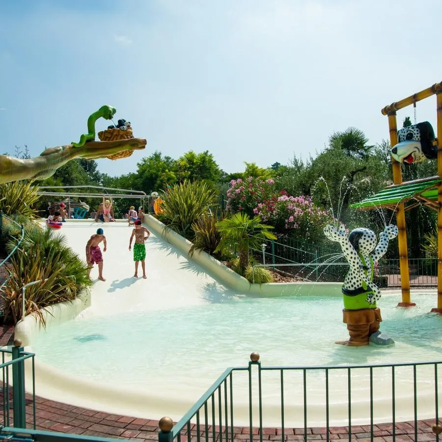 Weekend Glamping Resort