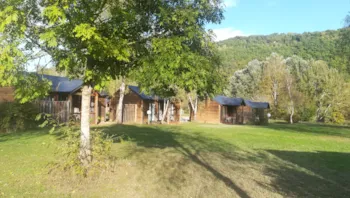 Location - Chalet Confort - 31M² - 2 Chambres - Les chalets de Booz