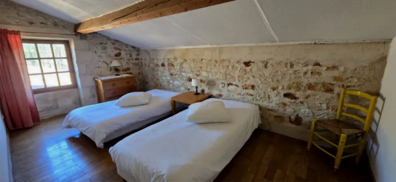 Gîte En Pierre - 90 M² - 3 Chambres