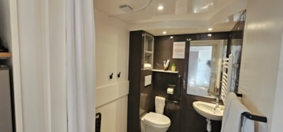 Mobile-home - 35m² - 2 bedrooms - adapted to the people with reduced mobility
