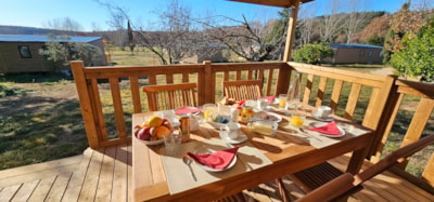 Mobile-home - 35m² - 2 bedrooms - adapted to the people with reduced mobility