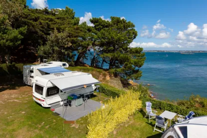 Emplacement + Véhicule Avec Elec