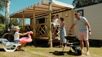 Mietunterkunft - Mobilheim Hervorragender  - 2 Zimmer - Camping DE LA PISCINE