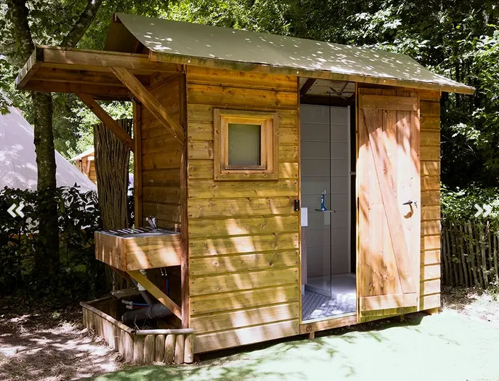 Emplacement Avec Sanitaire Privé