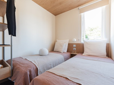 Mobile-home Premium — 5