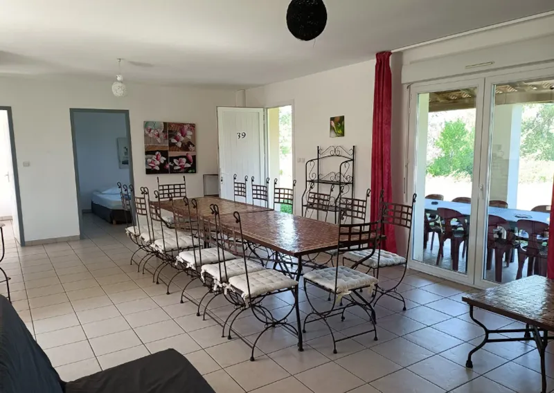 Gîte - 100M² - 4 Chambres Avec Jardin