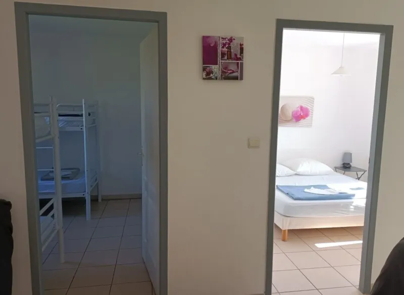 Gîte - 100M² - 4 Chambres Avec Jardin