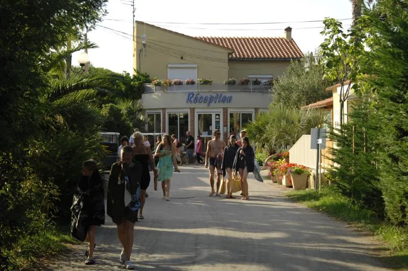 Camping l'Étoile d'Or