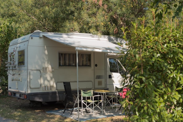 Emplacement Camping Caravane/Camping Car