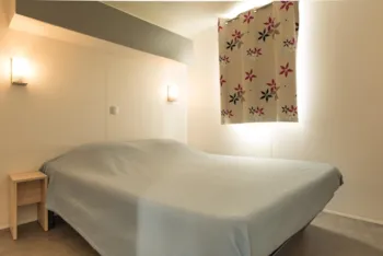 Mietunterkunft - Cottage 2 Zimmer Privilège  28-32M² Klimaanlage - Camping l'Étoile d'Or