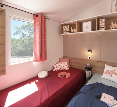 “Privilege” cottage 2 bedrooms / 4 pessoas - tv & air conditioning