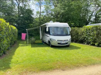 Pitch - Camper Pitch With Electricity (2 People Included In The Price) - Camping du Fouilloux